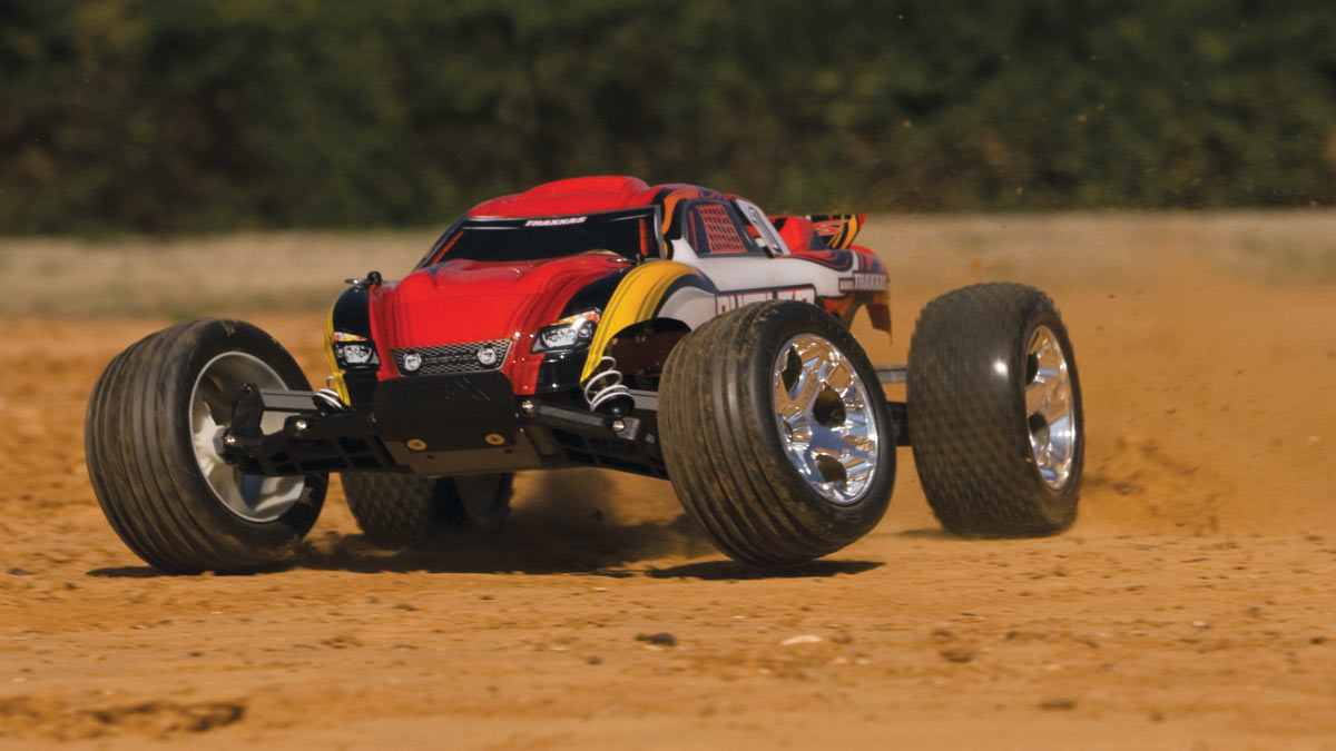 Traxxas RTR 1_10 Rustler 06 Traxxas RTR 1/10 Rustler